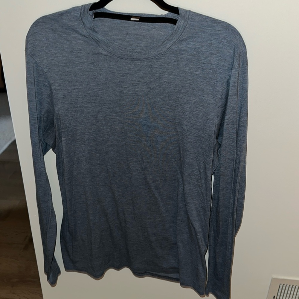 Lululemon long sleeve shirt